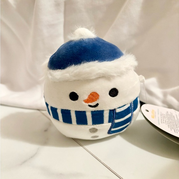 SQUISHMALLOWS CHRISTMAS DULCE THE PEPPERMINT CANDY AND MANNY THE SNOWMAN - Picture 5 of 7